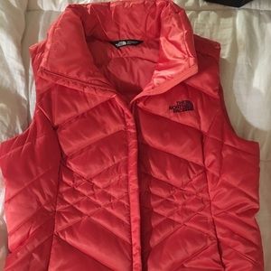 North face vest
